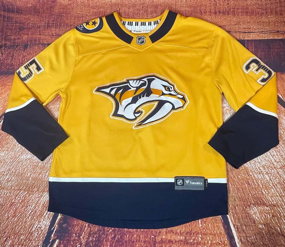 Fanatics Nashville Predators Pekka Rinne #35 NHL Hockey Jersey Size S/P